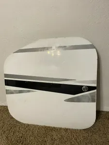 2005 Cirrus SR22 Baggage Door Assy. P/N: 20302-001